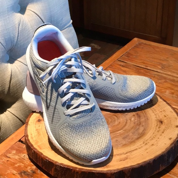 Reebok Shoes - Reebok Flexagon Force Size 8 training shoes